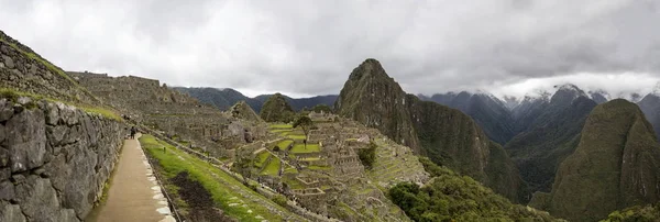 Machu Picchu Peru Stycznia 2018 Niezidentyfikowanych Ludzi Pozostałości Starożytnej Cytadeli — Zdjęcie stockowe