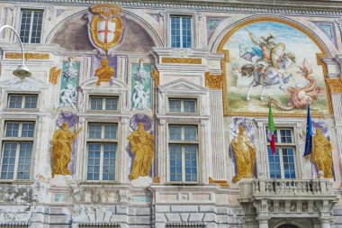 Genoa, İtalya - 3 Mart 2018: Palazzo San Giorgio Cenova, İtalya. Saray 1260 inşa edilmiştir ve cephe yüzyıl sonlarında 19 refrescoed