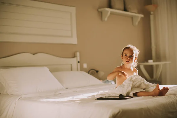 Sweet Curly Little Girl Towel Her Wet Body Siting Bedroom — Stock Photo, Image