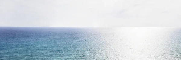Vista Horizonte Azul Mar Dia Ensolarado — Fotografia de Stock