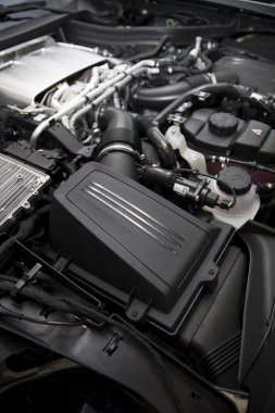 Belgrade, Sırbistan - 30 Nisan 2018: Ayrıntı Engine 2017 Mercedes-Amg Gt C Coupe. AMG Gt C Coupe 2017 Detroit Otomobil Fuarı'nda açıldı.