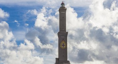 Cenova İtalya deniz feneri manzaraya