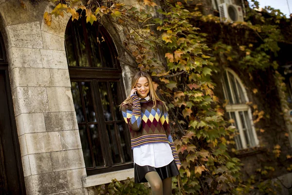 Pretty Young Woman Standing Mobile Phone Street Sunny Autumn Day — Stock Photo, Image