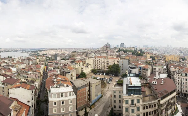 土耳其伊斯坦布尔 2019 土耳其伊斯坦布尔的房屋和公共建筑鸟瞰图 伊斯坦布尔是土耳其的主要城市 拥有超过1500万市民 — 图库照片