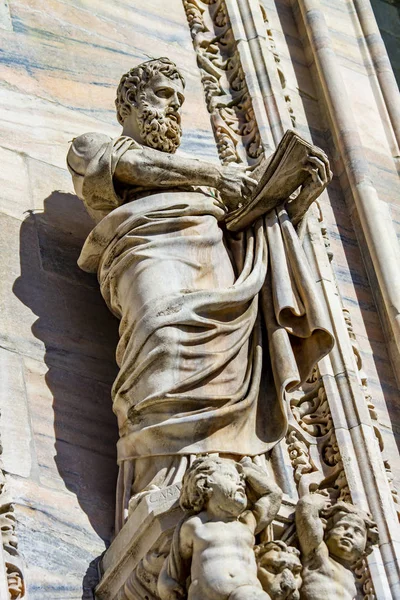 Closeup Detail Facade Milan Duomo Italy — Stock Photo, Image