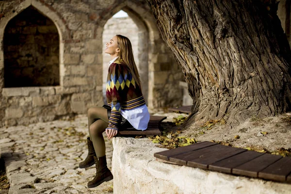 Pretty Young Woman Sitting Bench Watching Yellow Leaves Tree Autumn — 스톡 사진