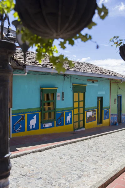 Widok Kolorową Architekturę Gwatapie Kolumbia — Zdjęcie stockowe