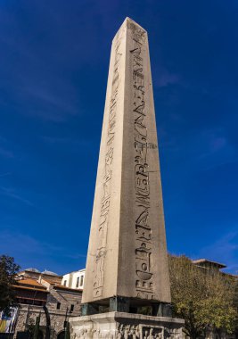 Türkiye 'nin İstanbul kentindeki antik Mısır Obelisk' ine bak