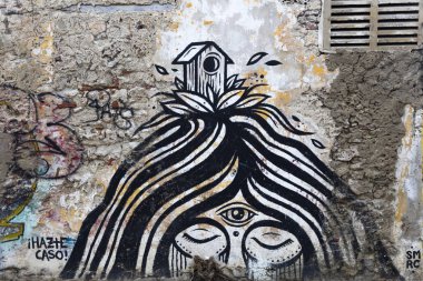 Cartagena, Kolombiya - 15 Eylül 2019: Kartagena, Kolombiya sokak sanatı. Cartagena, özellikle Getsemani bölgesi, renkli sokak sanatıyla ünlüdür..