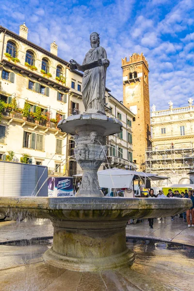 Verona Italien Oktober 2019 Brunnen Unserer Dame Verona Auf Der — Stockfoto