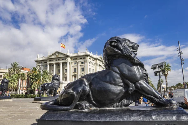 Barcelona Španělsko Října 2019 Neidentifikovaní Podle Památky Kryštofa Kolumbuse Barceloně — Stock fotografie
