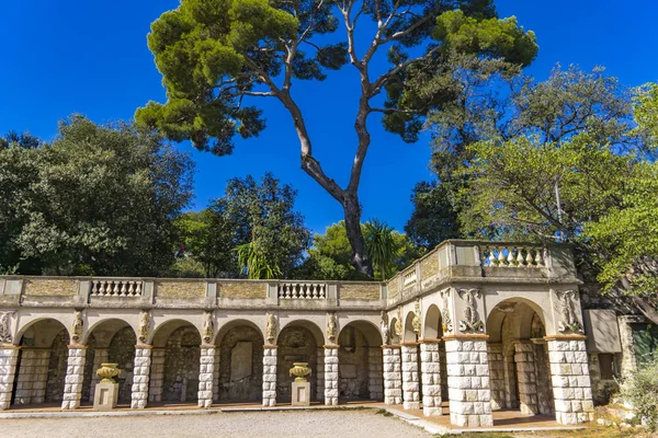 Blick Auf Schönen Torbogen Pavillon Auf Dem Burgberg Schön Frankreich — Stockfoto