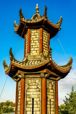 Verona, İtalya - 11 Ekim 2019: Opera Verona, İtalya 'da Arena yakınlarında sahnelendi. Verona Arena 1913 'ten beri Opera için düzenli olarak kullanılmaktadır..