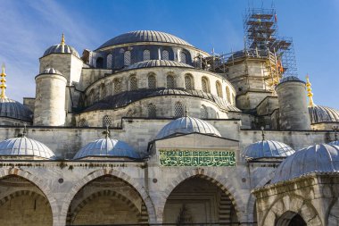 İstanbul, Türkiye 'deki Sultan Ahmed Camii' nde (Mavi Cami) dış görünüş