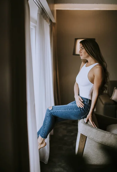 Beautiful Young Woman Sitting Window Apartment — Stock Photo, Image