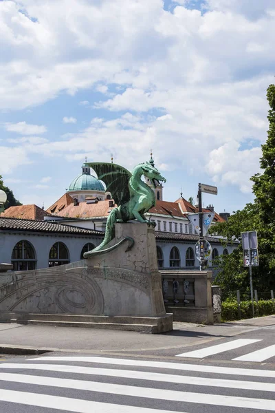 Ljubljana Slovenia Giugno 2018 Veduta Sulla Scultura Del Drago Sul — Foto Stock