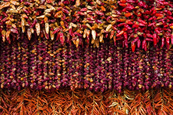 Rote Chilischoten Auf Dem Markt Funchal Auf Madeira Portugal — Stockfoto