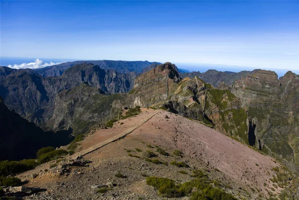 Vista Pico Montanhoso Pico Arieiro Ilha Madeira Portugal — Fotografia de Stock