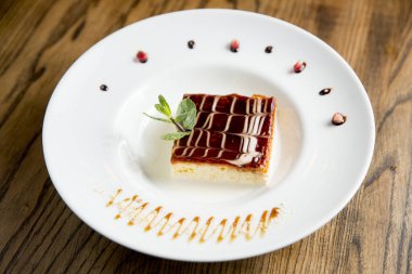 Taze Tres Sülükleri tabakta