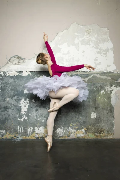 Pretty Young Ballerina Dancer Dancing Classical Ballet Rustic Wall — Stock Photo, Image