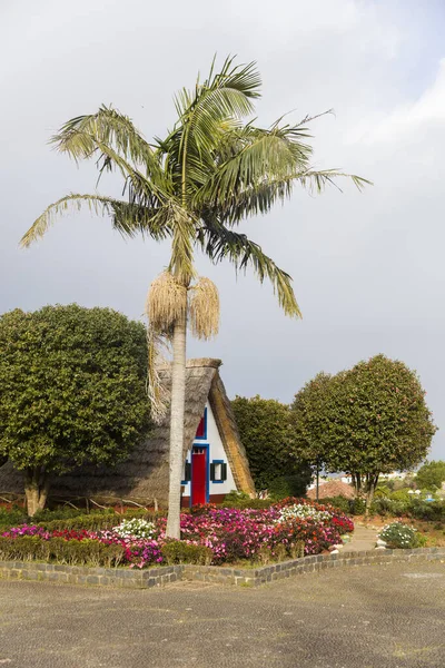 Vista Para Tradicional Casa Santana Ilha Madeira — Fotografia de Stock