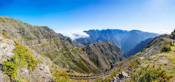 Vista Para Estrada Montanha Ilha Madeira Portugal — Fotografia de Stock
