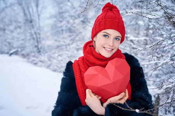 Kärlek och alla hjärtans dag koncept — Stockfoto