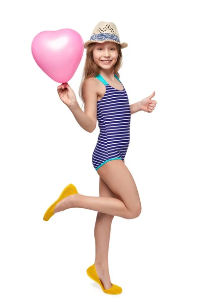 全长女孩在泳装与粉红色的气球 — 图库照片