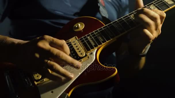 Mans hands playing electric guitar, — Stock Video