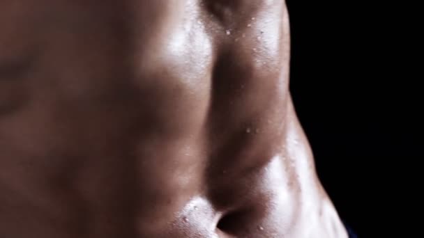 Man with muscular torso — Stock Video