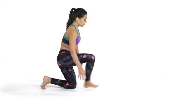 Mujer practicando yoga Hanumanasana, Dosis de fracturas — Vídeos de Stock