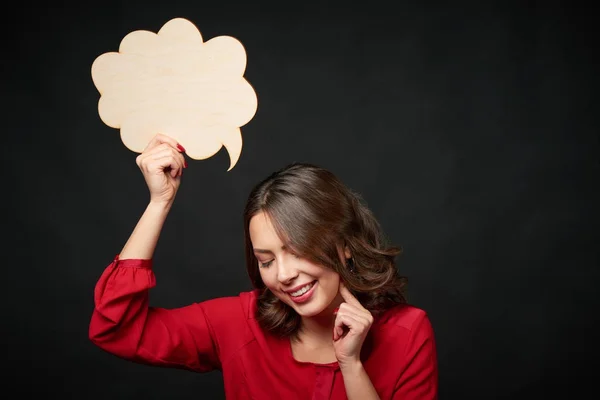 Mulher feliz com bolha de pensamento — Fotografia de Stock