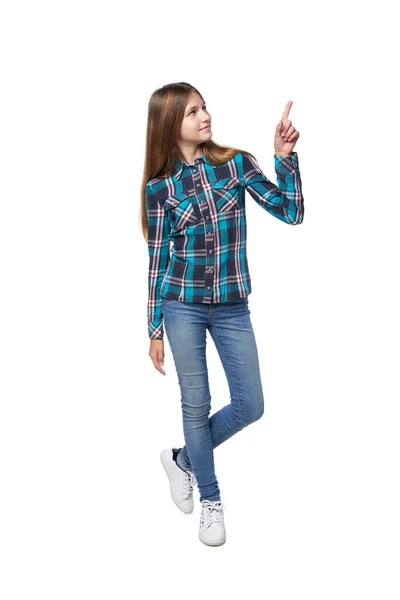 Volledige Lengte Tiener Meisje Geruite Shirt Staan Casual Witte Achtergrond — Stockfoto