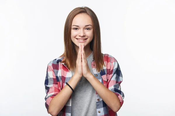 Portrait Une Adolescente Souriante Saluant Avec Geste Avec Les Paumes — Photo