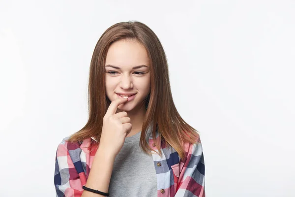 Retrato Una Adolescente Astuta Pensando Morderse Dedo Mirando Lado — Foto de Stock