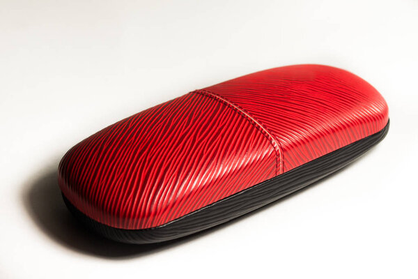 стильный чехол для очков
