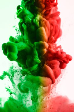 Renkli boya su. 