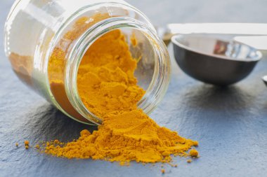 Köri baharatı Close-Up