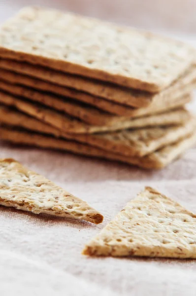 Galleta de cerca en plato blanco —  Fotos de Stock