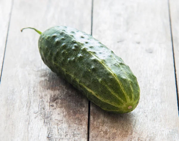 Close-up van verse komkommers — Stockfoto