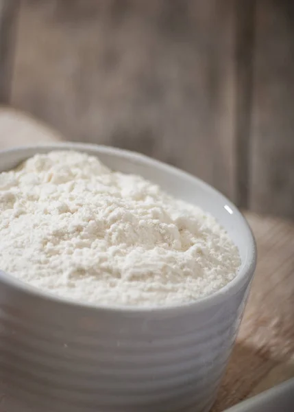 Naczynie do pieczenia mąkę — Zdjęcie stockowe