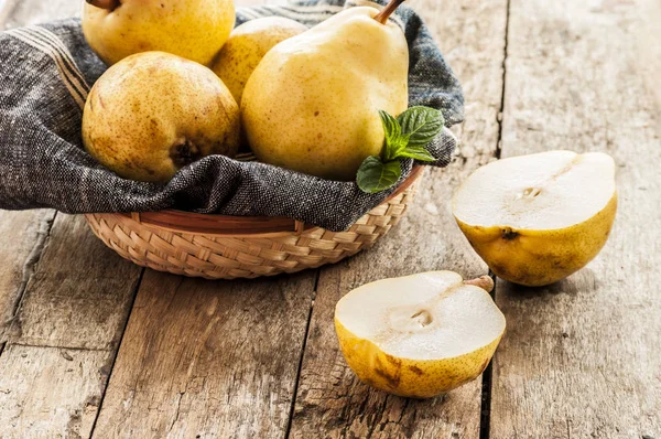 fresh yellow pears