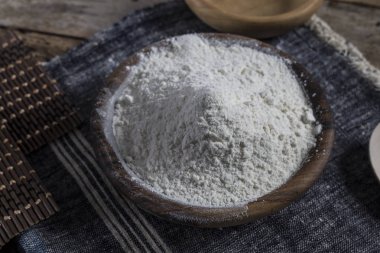 un pişirme ile kase