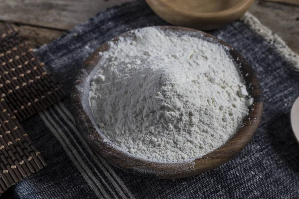 un pişirme ile kase