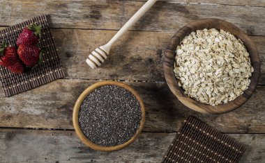 Chia tohum yulaf ezmesi