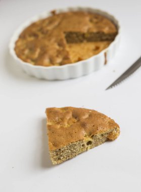 elma tarçın çay pasta