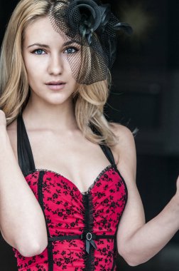 sarışın seksi kadın