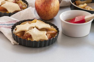  elma kek için malzemeler