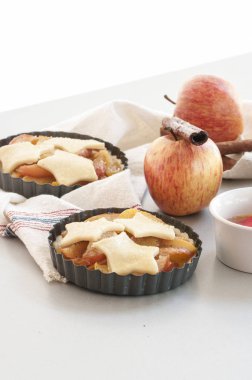  elma kek için malzemeler