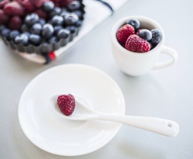 sağlıklı karışık meyve 